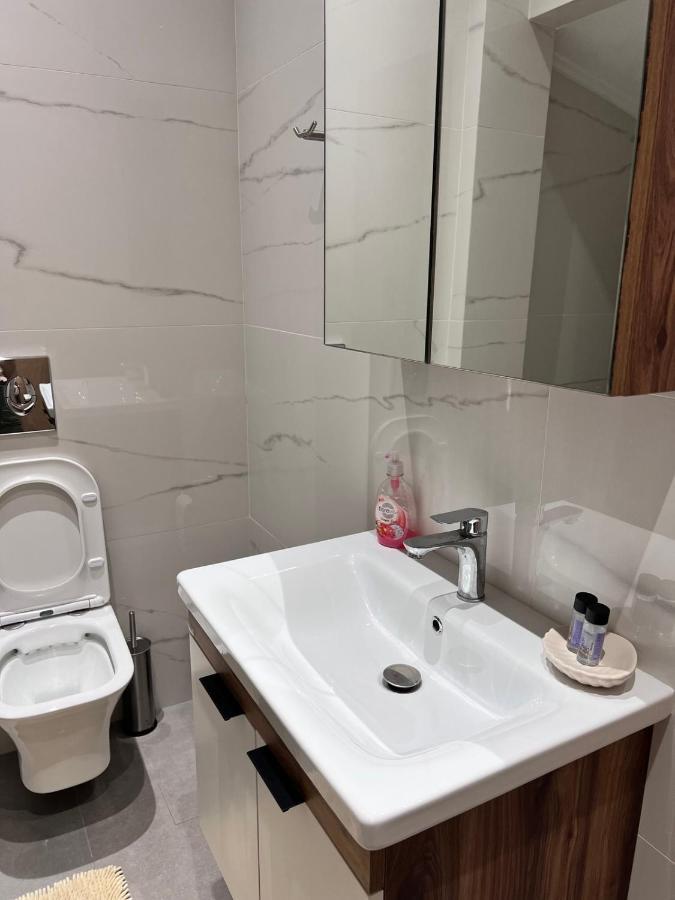 לוטראקי Kontis' Furnished Apartment מראה חיצוני תמונה
